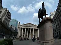 Royal Exchange and Bank of England /S2 Pro