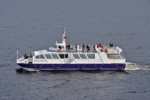 ネス湖の観光船