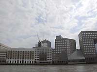 London Bridge Hospital /D200