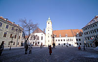 旧市庁舎広場