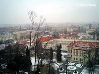 プラハ城東から見た市街地